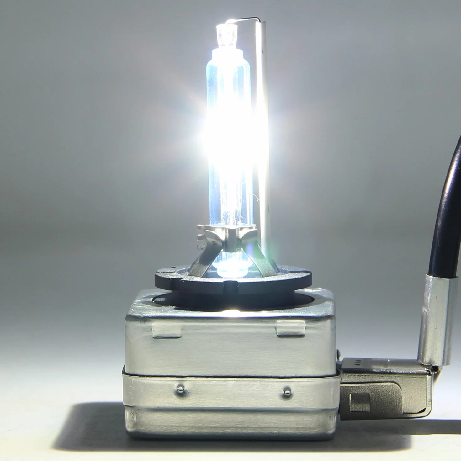 WinPower D1S Bixenon Lampade HID 6000K White Luce 35W 85V Extreme Vision, 2 Pezzi
