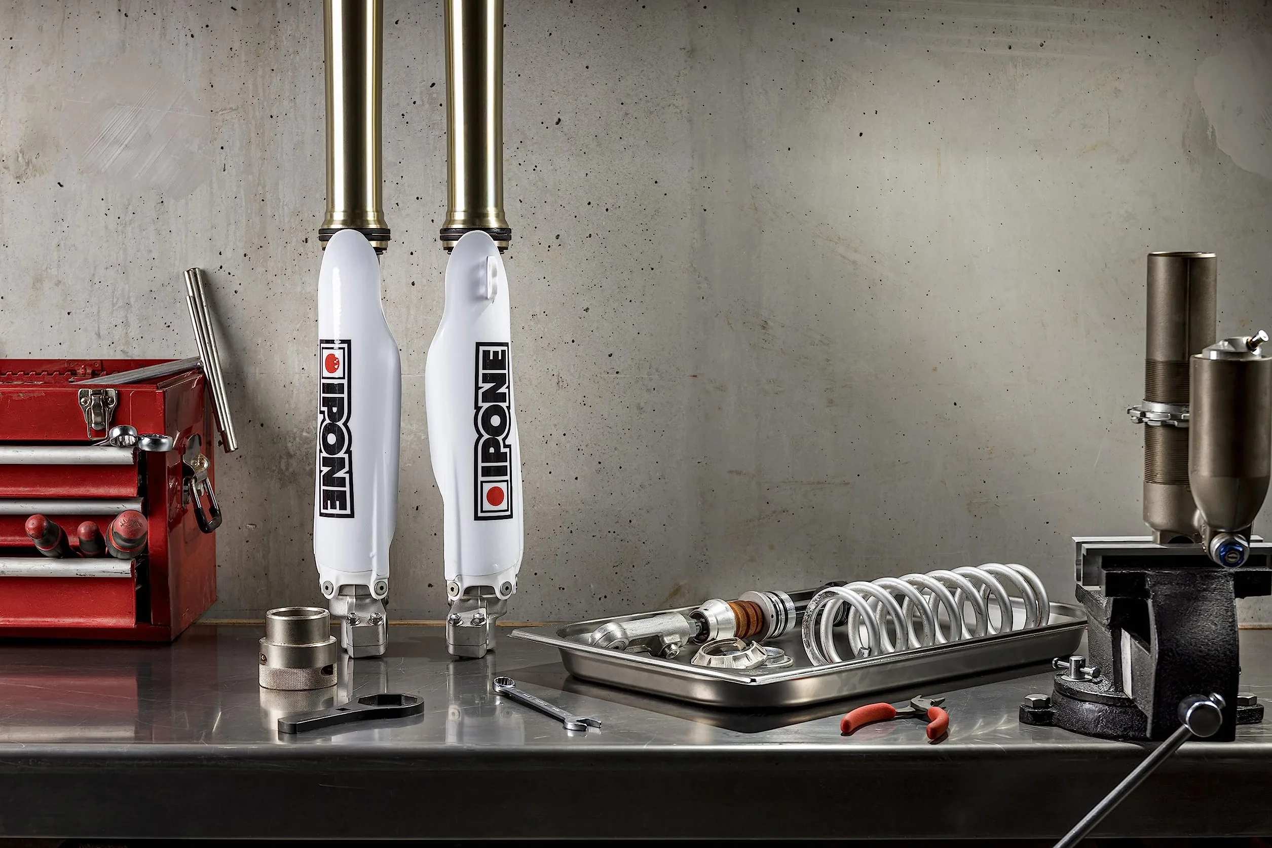 IPONE Fork 20 Olio per Forcelle Moto Semisintetico 1L