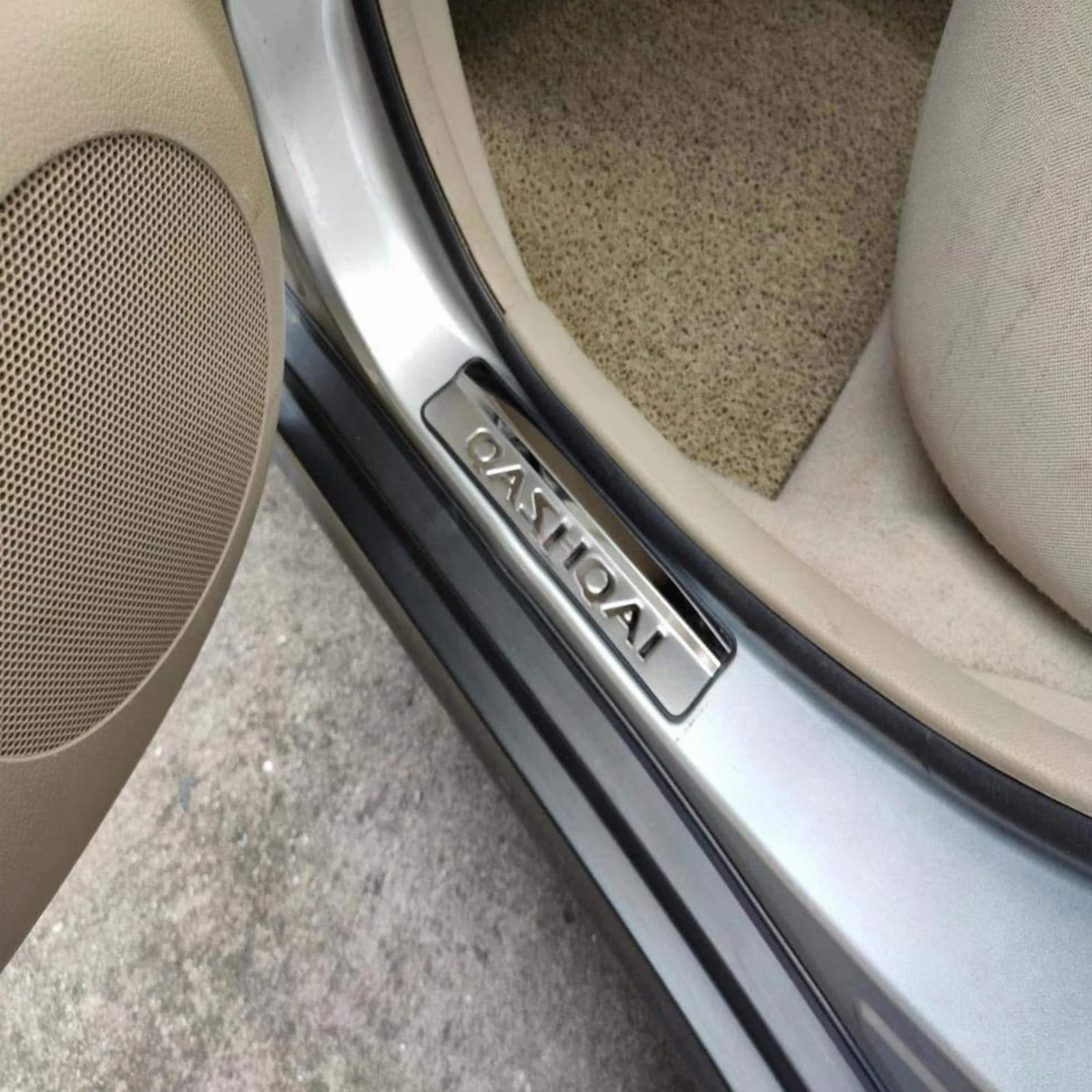 4 Pezzi Acciaio Inossidabile Battitacco per Auto Sticker per NIS-San Qashqai J10 2007-2013, Esterno Battitacco Protezione Plates Anti-Graffio Scuff Adesivi Accessori,Silver