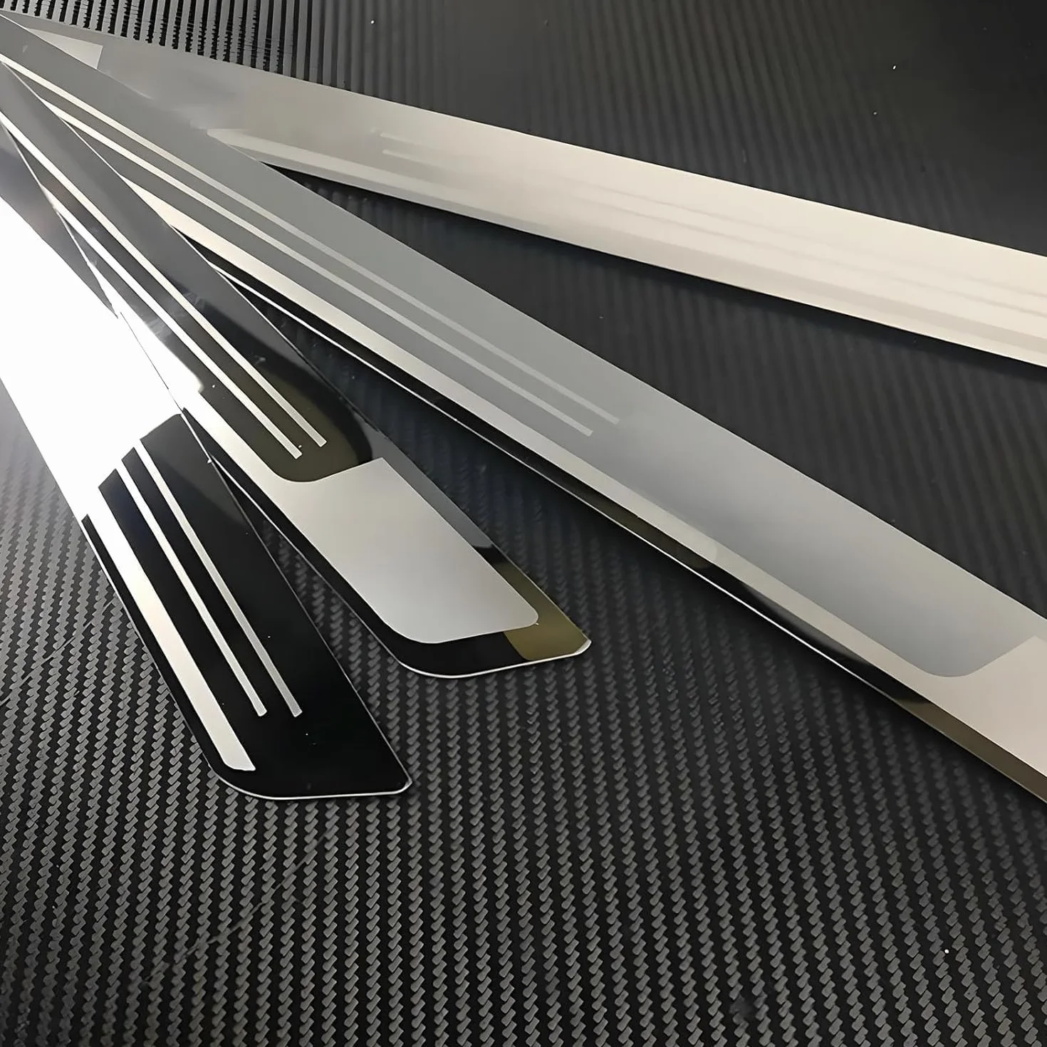 4 Pezzi Acciaio Inossidabile Battitacco per Hyundai Inster 2024 2025 2026, Protezione Sottoporta AntiGraffio Copertura Soglia Porta Argento Robusto