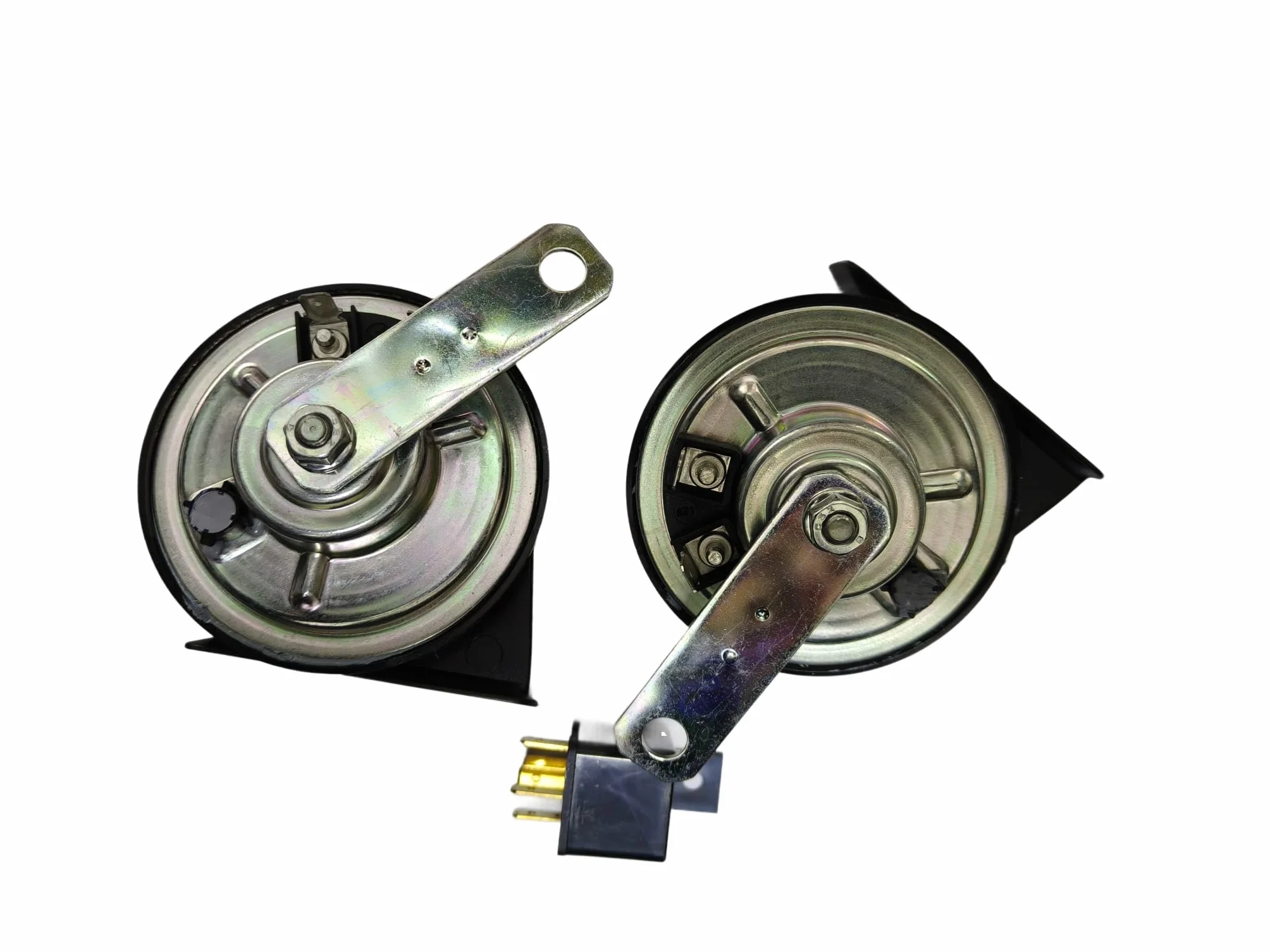 FIAMM AM80SX - Coppia di Trombe Clacson Bitonali Universali 12V per Auto, Moto e Furgoni - Set Completo con Relè e Staffe